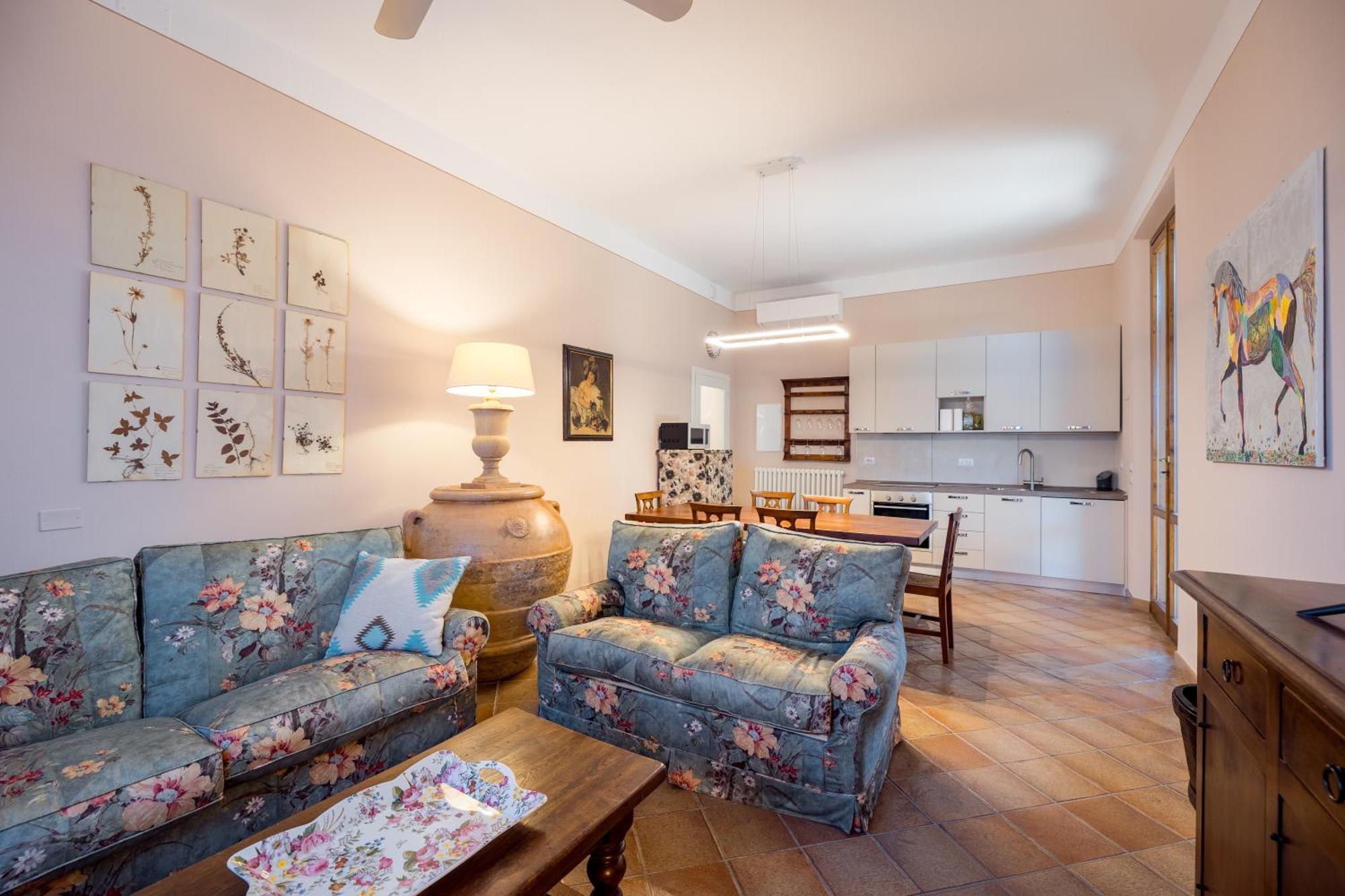 La Catena Apartment With Pool Ulignano Bagian luar foto